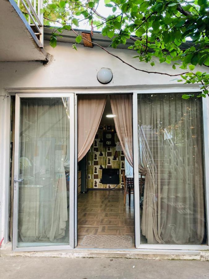 Guest House Barbi บาทูมิ ภายนอก รูปภาพ