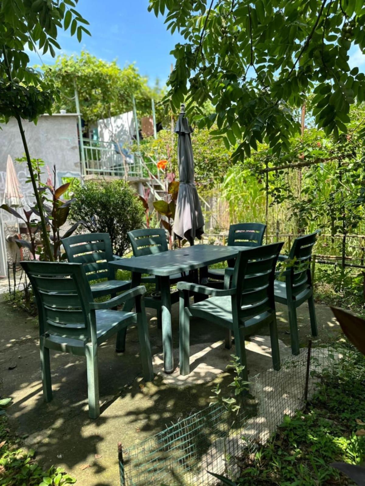 Guest House Barbi บาทูมิ ภายนอก รูปภาพ