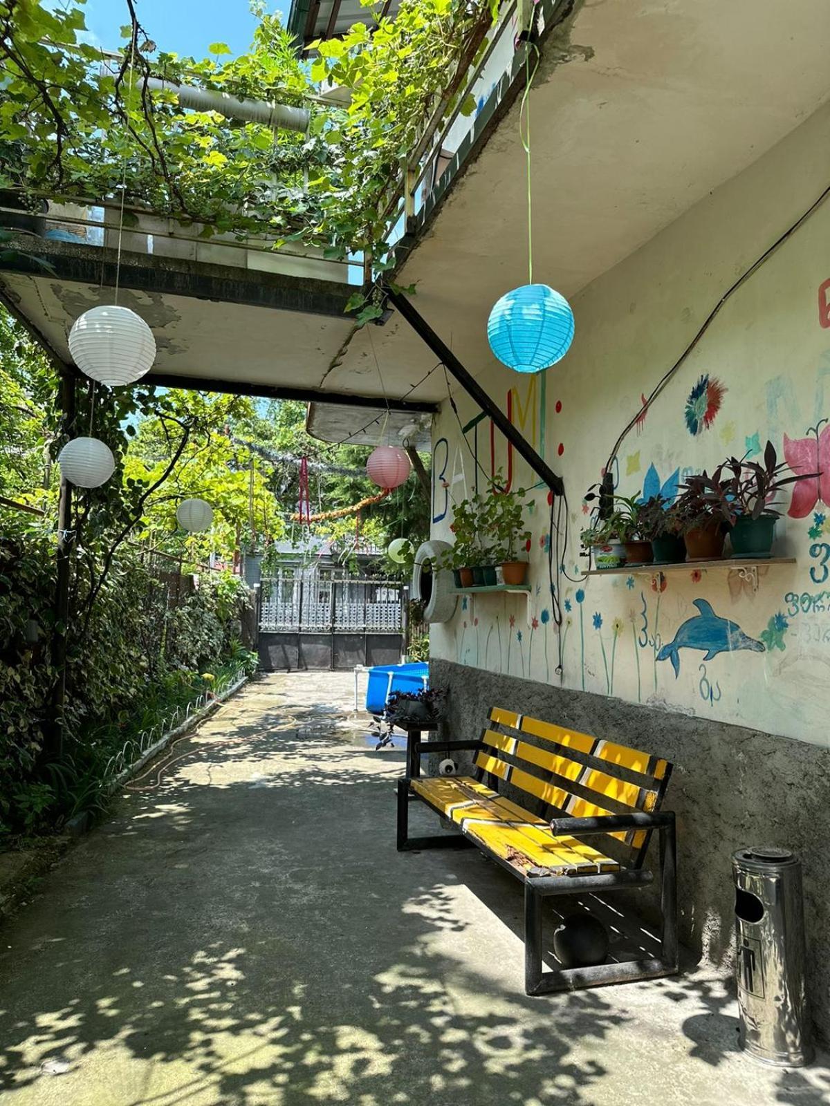 Guest House Barbi บาทูมิ ภายนอก รูปภาพ