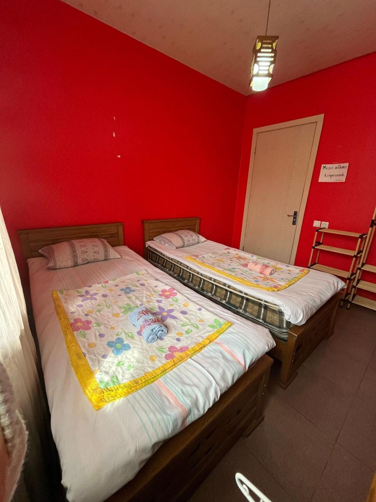 Guest House Barbi บาทูมิ ภายนอก รูปภาพ