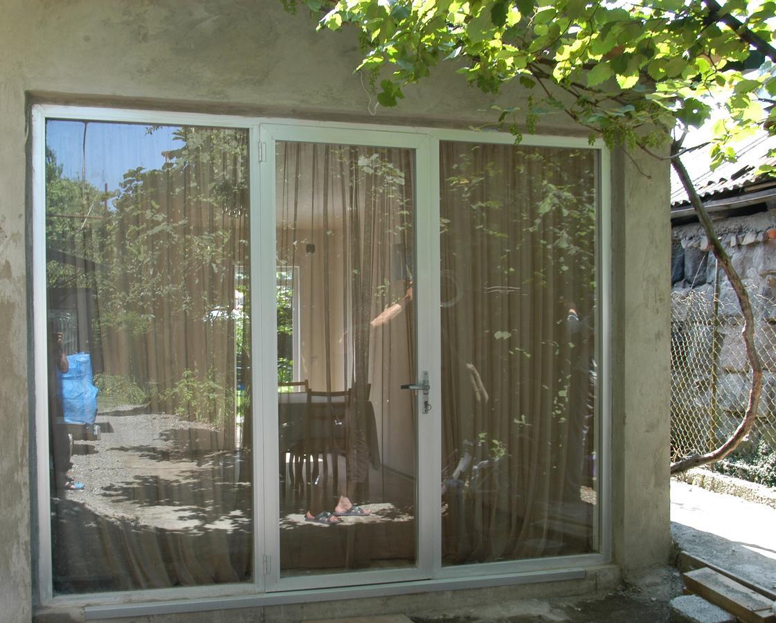 Guest House Barbi บาทูมิ ภายนอก รูปภาพ